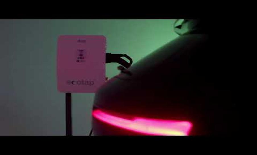 Preview image for the video "BTicino presenta : stazioni di ricarica per veicoli elettrici Ecotap DC30 kW - DC60 kW".