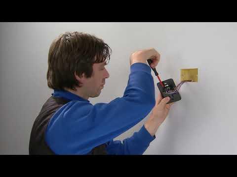 Preview image for the embedded video for gallery "Smarther2 with Netatmo - nuovo termostato connesso BTicino: sostituzione di un termostato esistente".